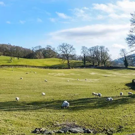 Crummock * Near Sawrey